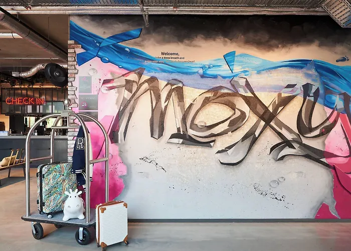Moxy Amsterdam Schiphol Airport
